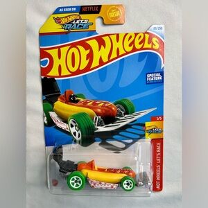 Hot Wheels Street Weiner 88/250 HW let’s race 1/5